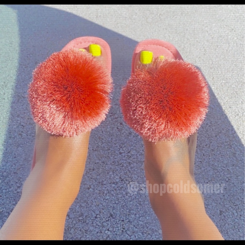 Pink Trendy Pom Pom sandal